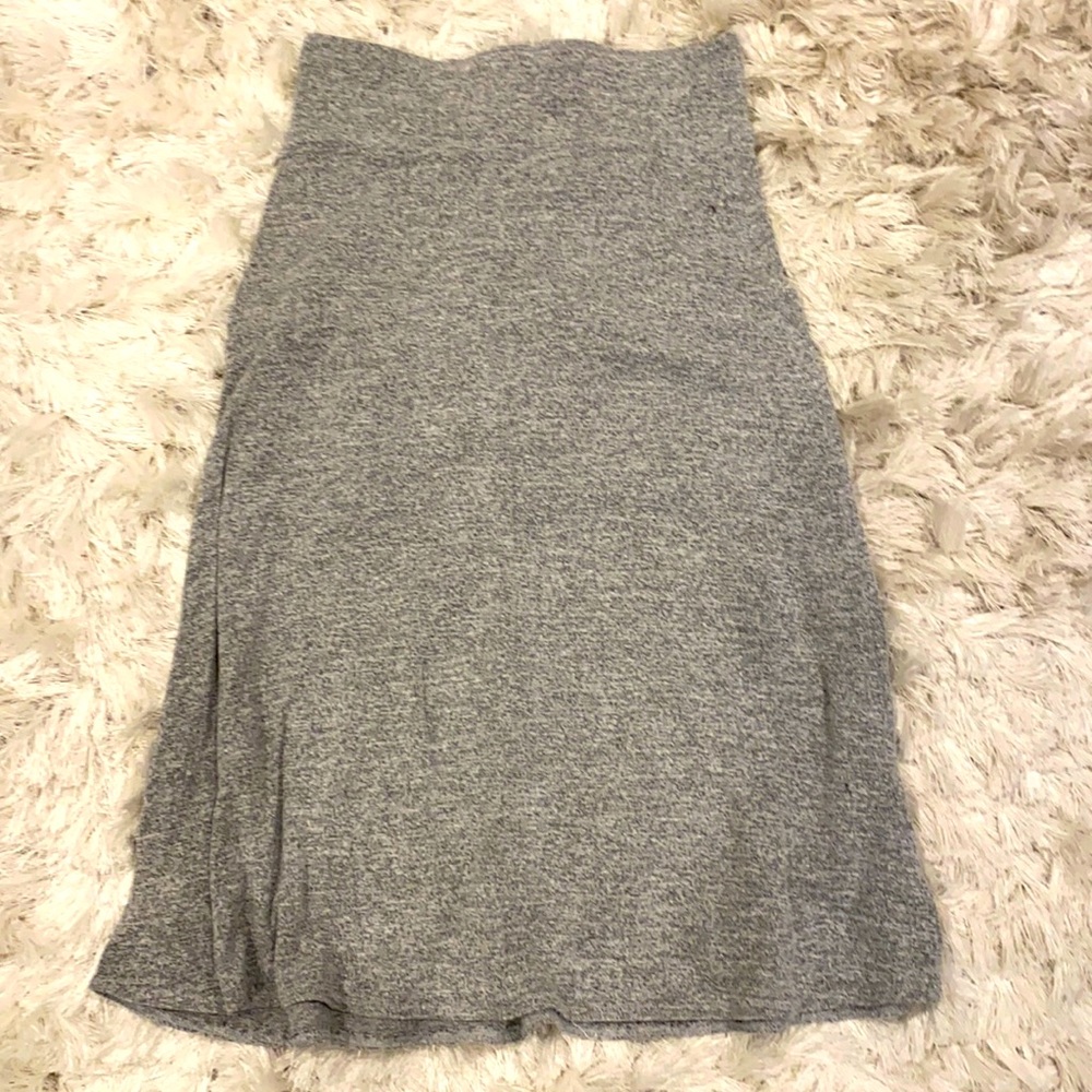 ✨Wilfred Free Stretchy Skirt✨